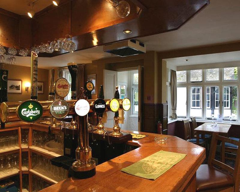 Hurtwood Hotel Peaslake Restaurant foto